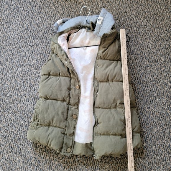 Eolvin Klein Khaki Hooded Puffer Vest Size Small - Picture 6 of 13